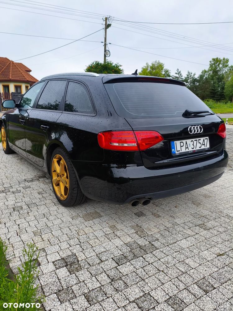 Audi A4 Avant - 5
