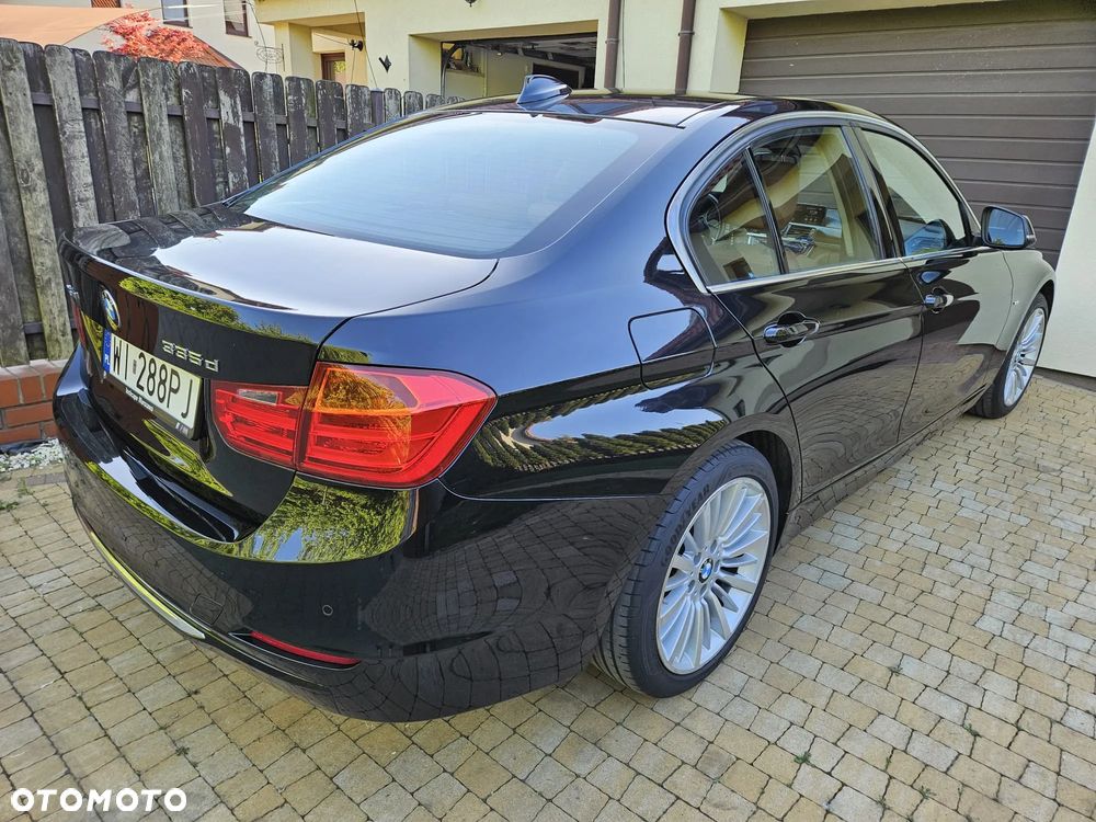 BMW Seria 3 335d xDrive Luxury Line - 18