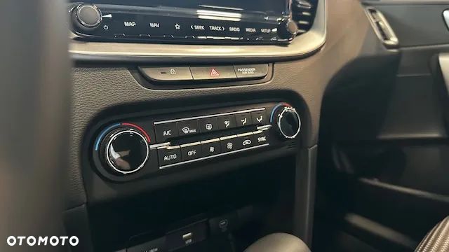 Kia Ceed 1.5 T-GDI M DCT - 12