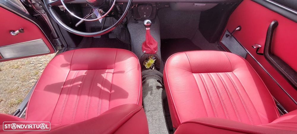 Peugeot 404 — fotografia 12