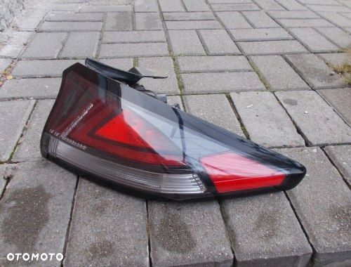 HYUNDAI IONIQ LIFT LAMPA PRAWA TYLNA LAMPA ORYGINAŁ 92402G2200 - 2