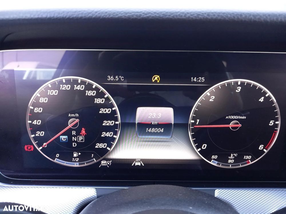 Mercedes-Benz E 220 d Aut. - 11