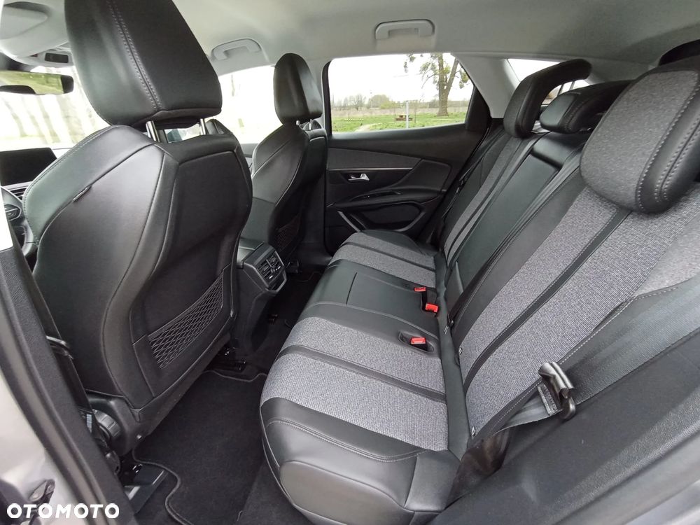 Peugeot 3008 - 24