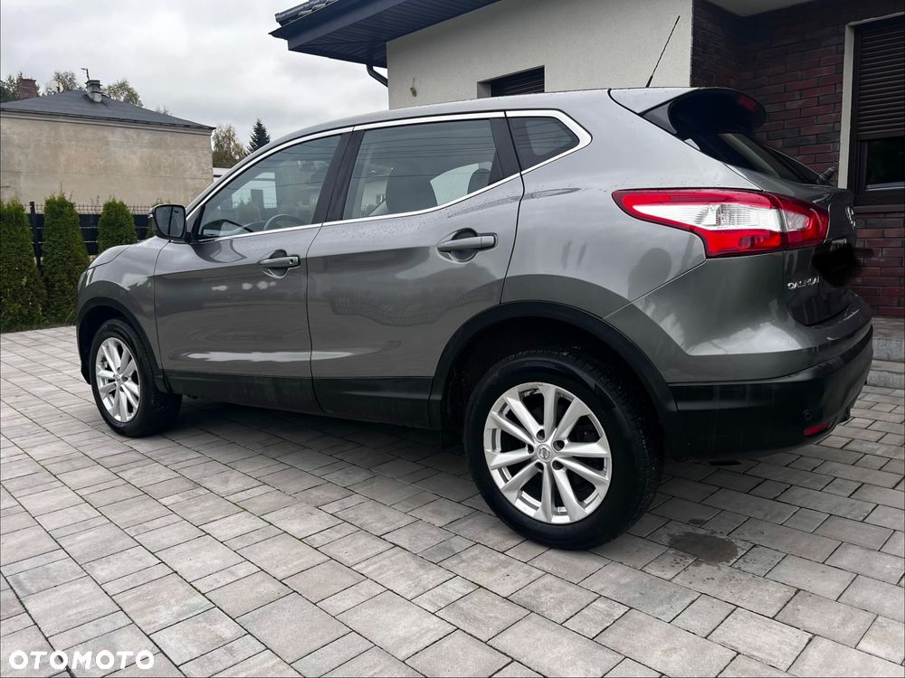 Nissan Qashqai 1.2 DIG-T Xtronic 360 - 5