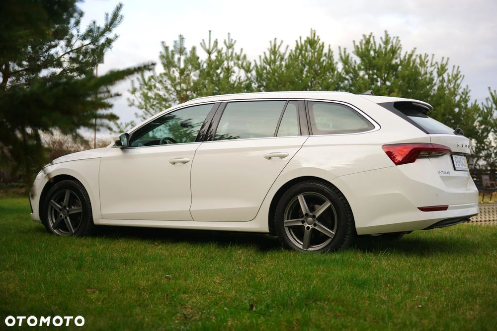 Skoda Octavia 2.0 TDI Style - 5