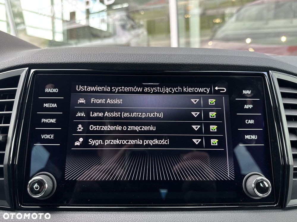 Skoda Karoq 1.5 TSI ACT Selection DSG - 27