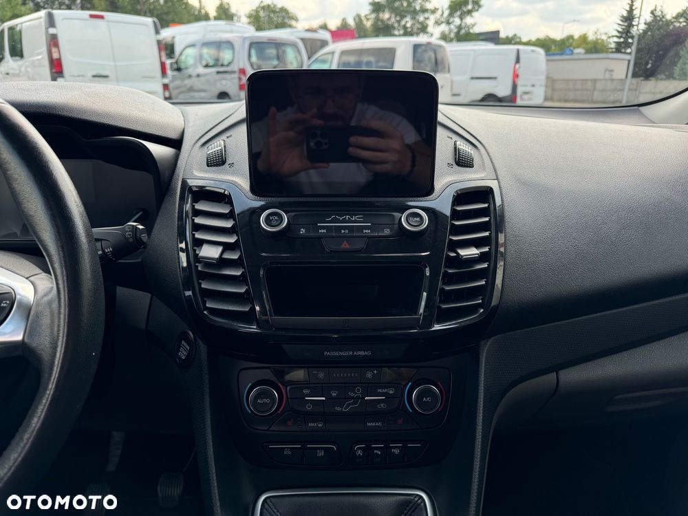 Ford Tourneo Connect Gr 1.5 EcoBlue Titanium - 27