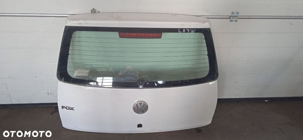 Klapa bagażnika VW FOX kod lakieru LA7W - 2