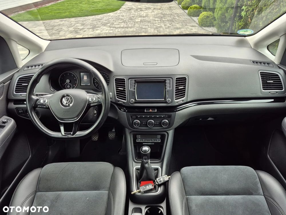 Volkswagen Sharan 1.4 TSI BMT Comfortline - 12