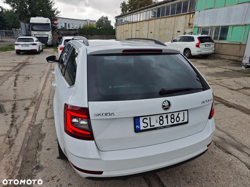Skoda Octavia 2.0 TDI Elegance DSG - 29