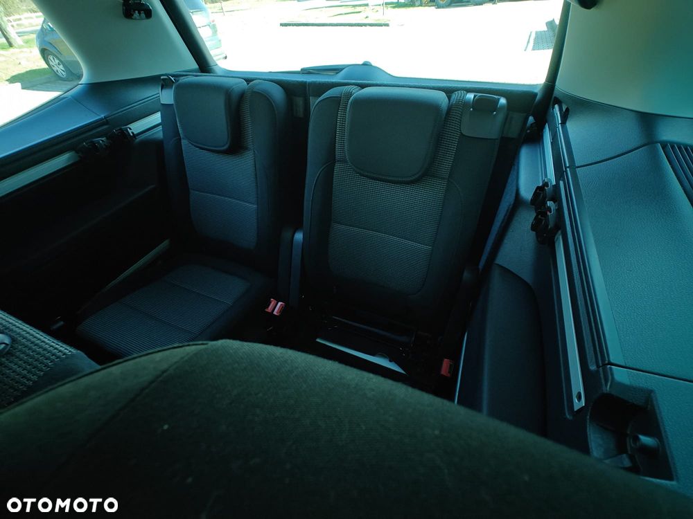 Volkswagen Sharan 2.0 TDI Comfortline DSG - 8