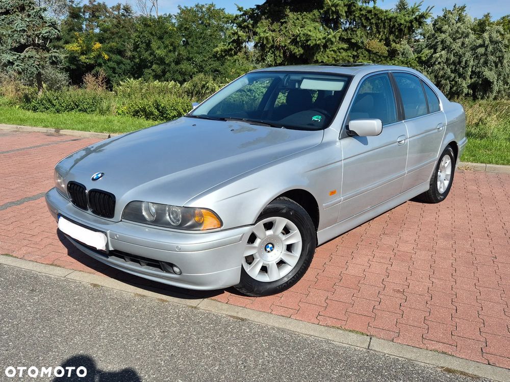 BMW Seria 5 525i