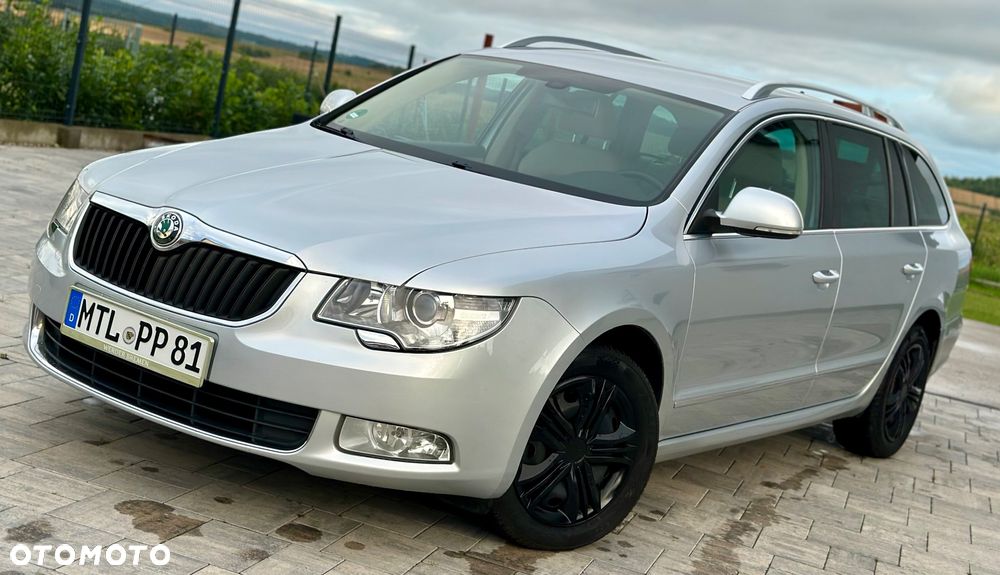 Skoda Superb 2.0 TDI Exclusive - 4