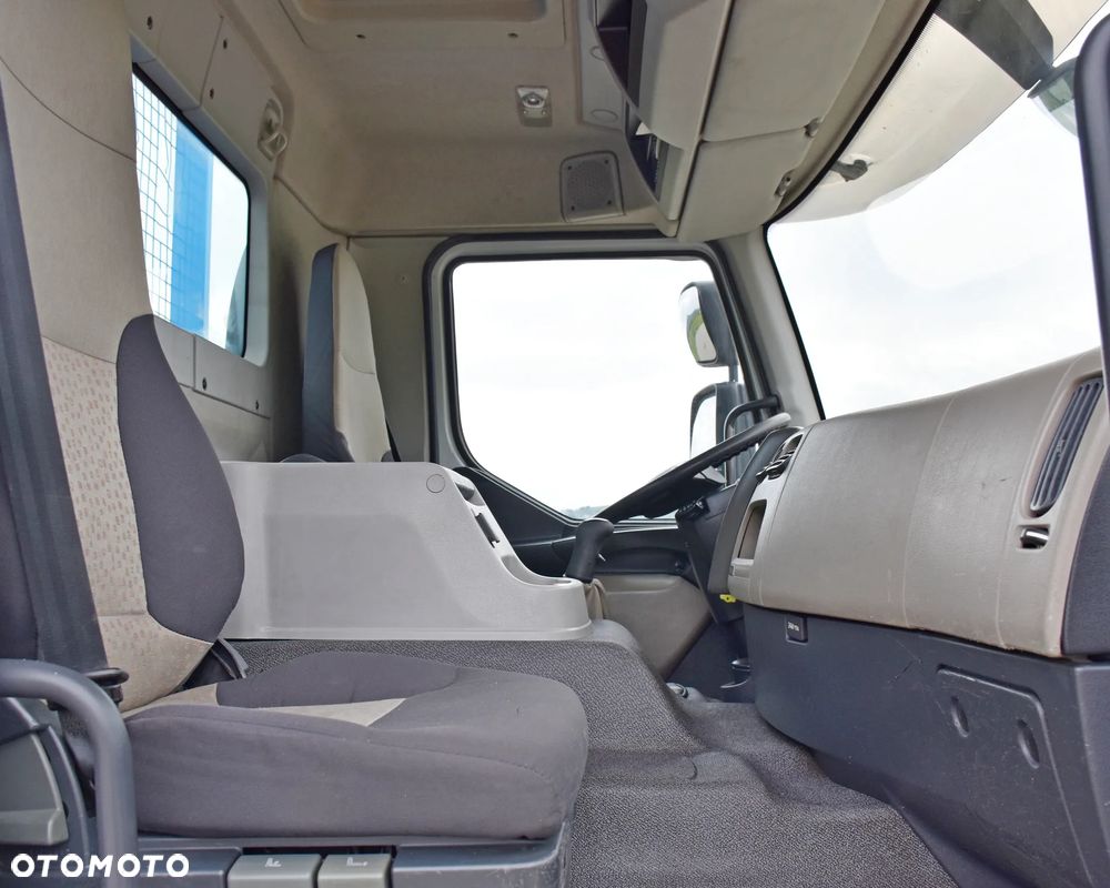 Renault Kerax 370 * PK 16502 + PILOT * 6x4 - 11