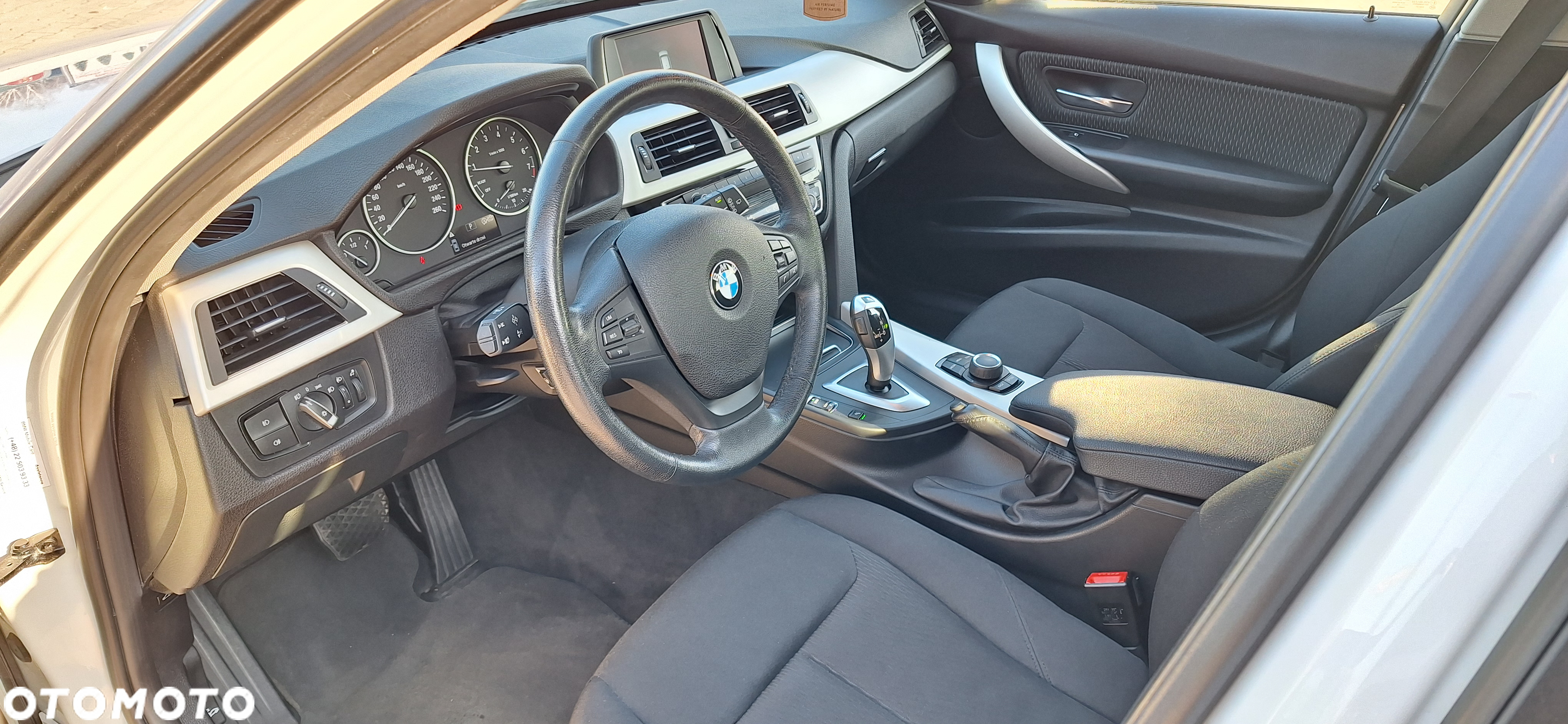 BMW Seria 3 320i Advantage - 11