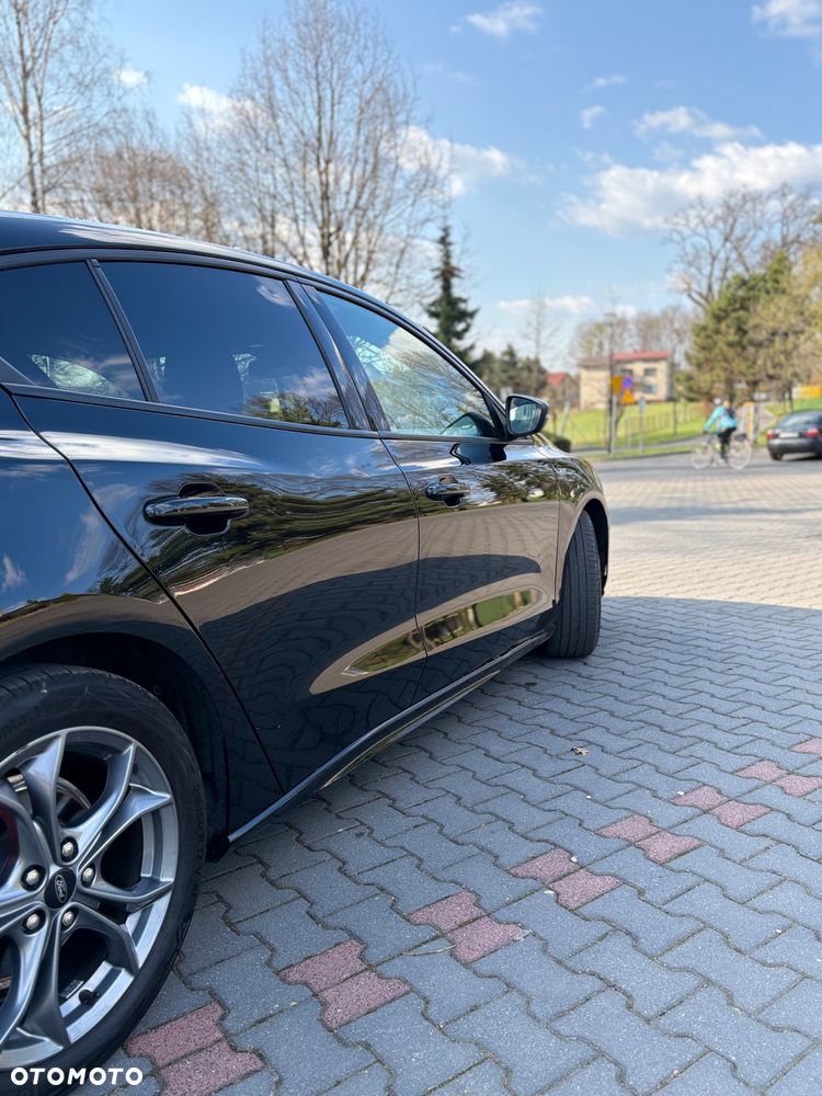 Ford Focus 1.5 EcoBoost Start-Stopp-System ST-Line - 8