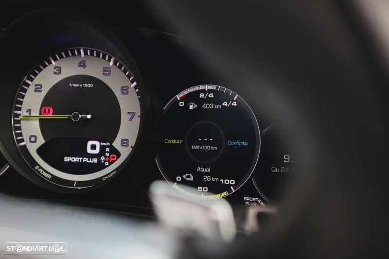 Porsche Panamera Sport Turismo 4 E-Hybrid Platinum Edition - 52