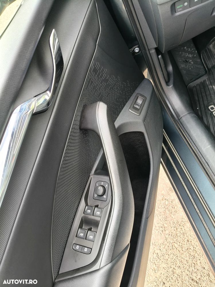 Skoda Octavia 2.0 TDI Style - 10