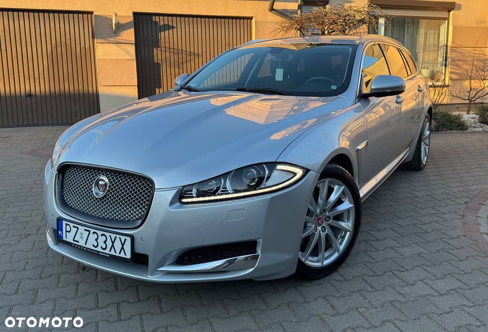 Jaguar Xf 2014 photo 4