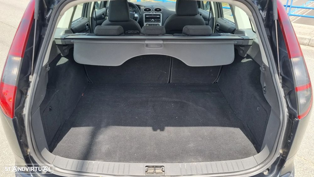 Ford Focus SW 1.6 TDCi Connec. - 8