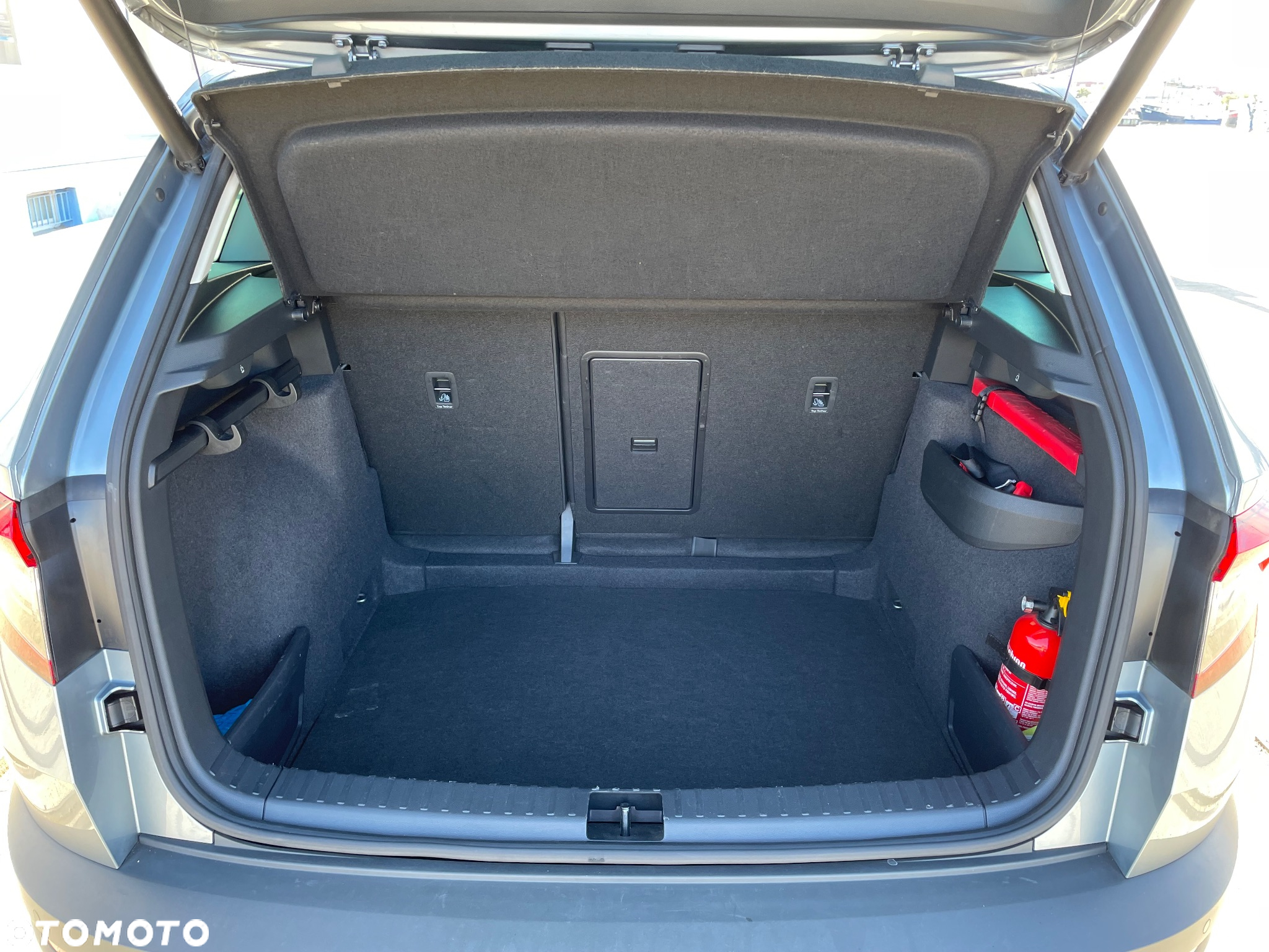 Skoda Karoq 1.5 TSI ACT 4x2 Ambition DSG - 5