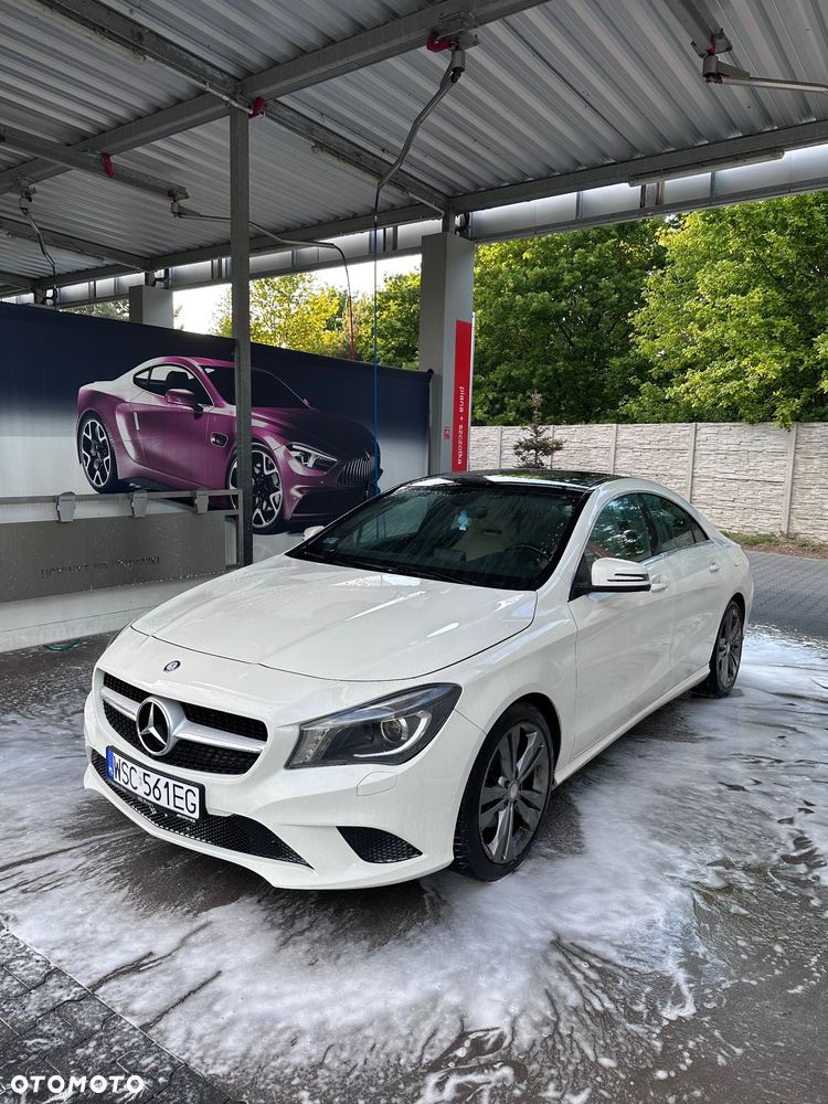 Mercedes-Benz CLA 200 7G-DCT - 9