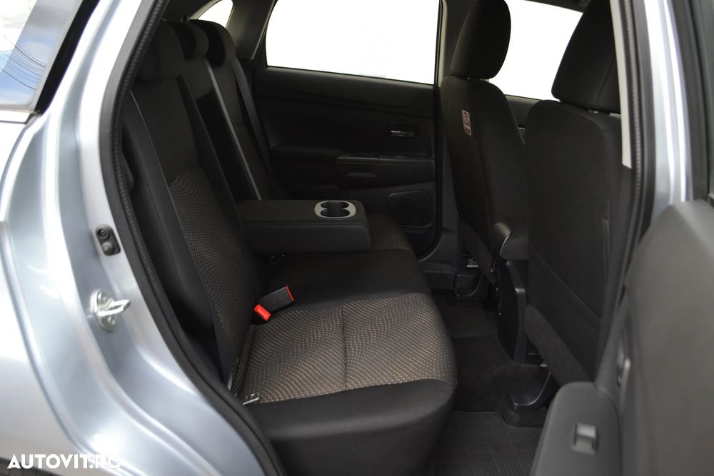 Mitsubishi ASX 1.8 DI-D 4WD Intense - 8