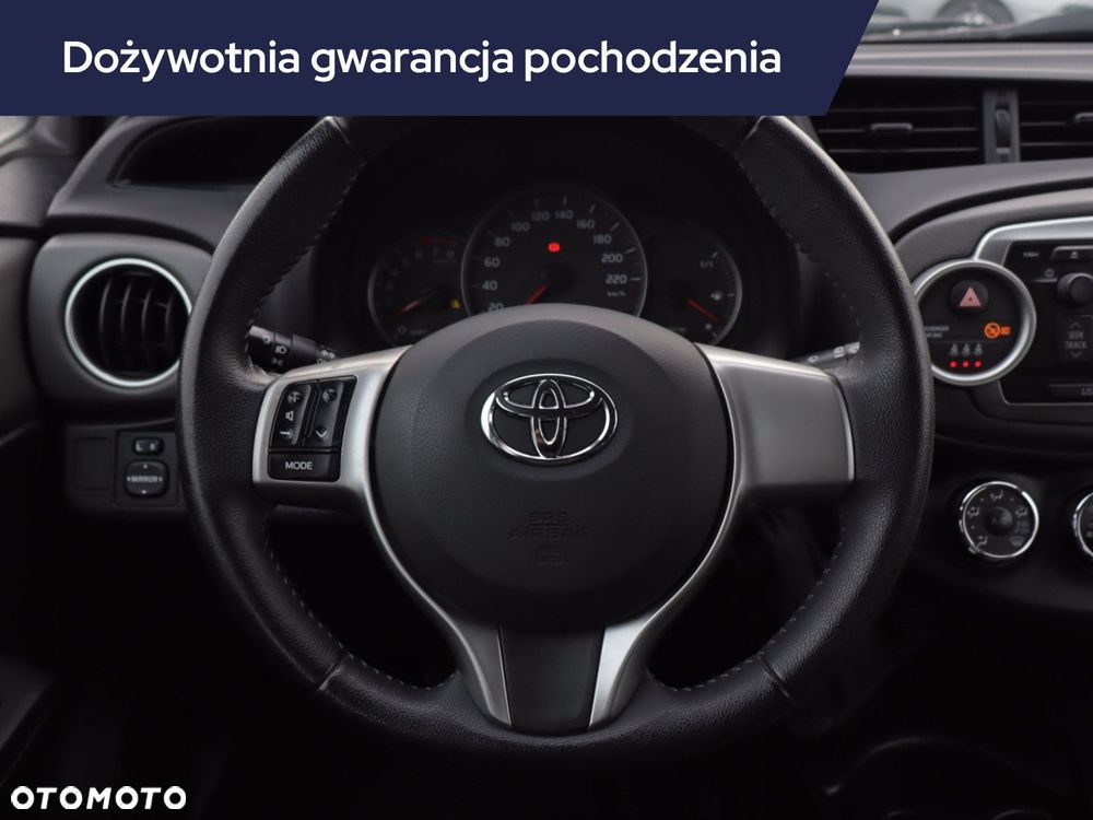 Toyota Yaris - 17