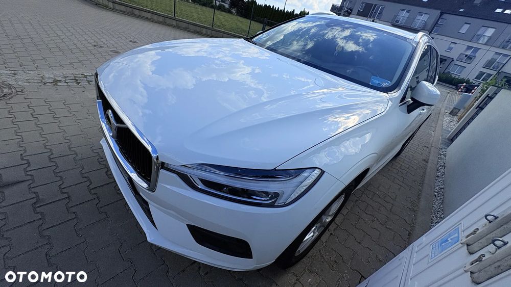Volvo XC 60 T4 Momentum - 3