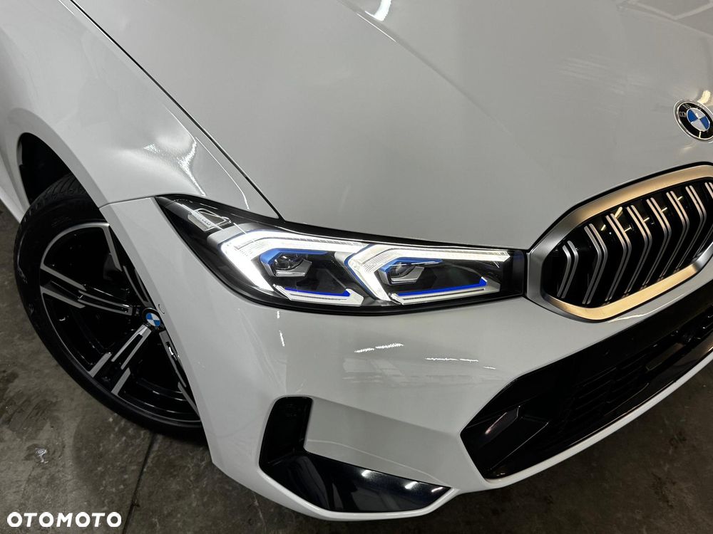 BMW Seria 3 320d xDrive mHEV M Sport - 3