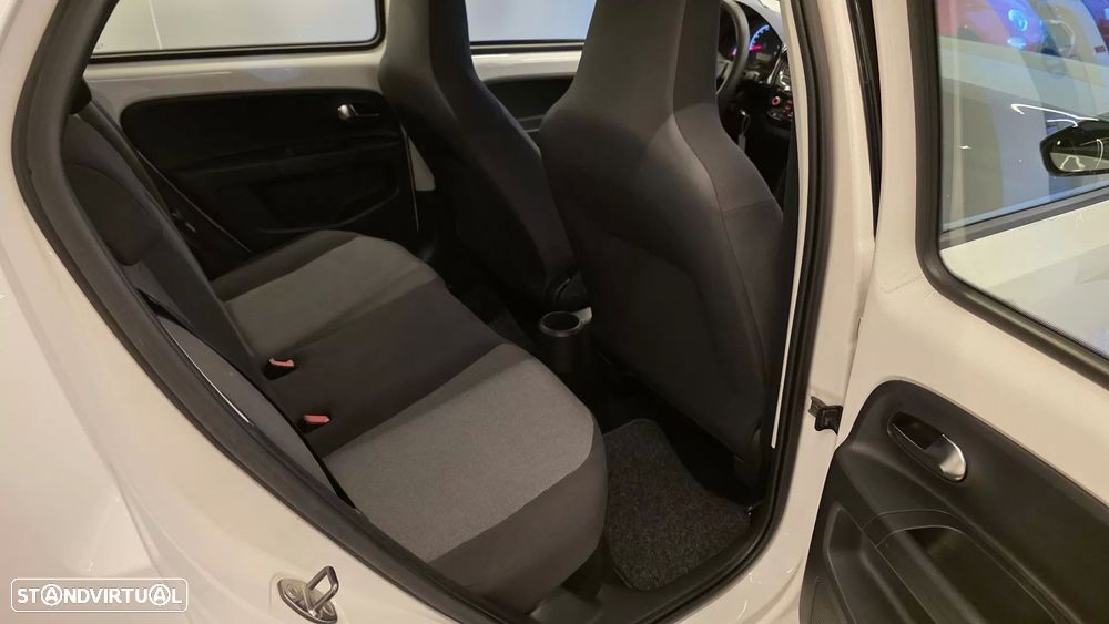 VW Up! 1.0 BlueMotion Move - 37