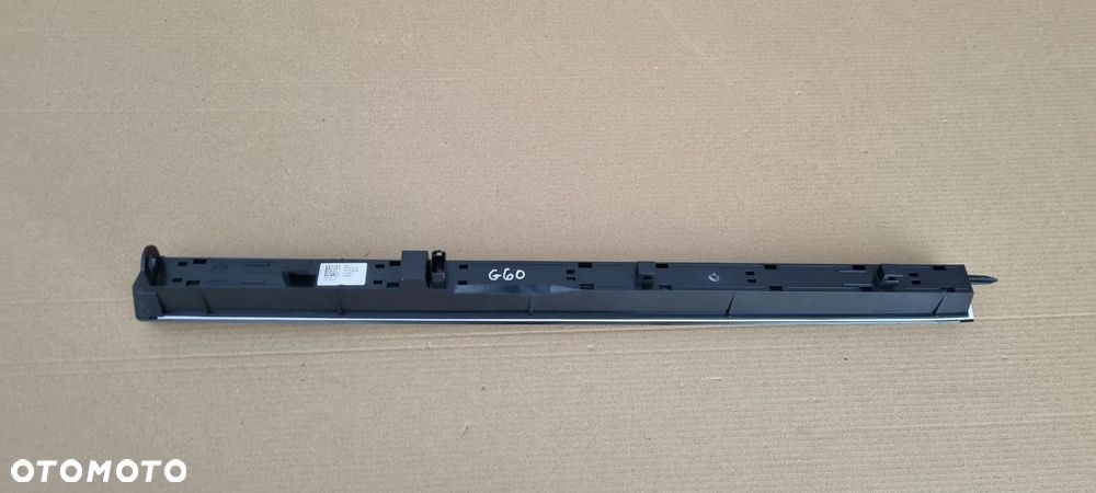 BMW 5 G60 G61 2023- Panel dotykowy Kryształ Dekor Europa - 4