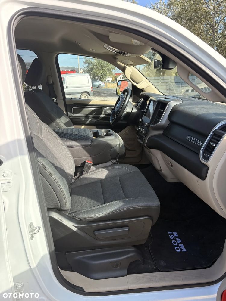 RAM 1500 5.7 Crew Cab Bighorn - 10