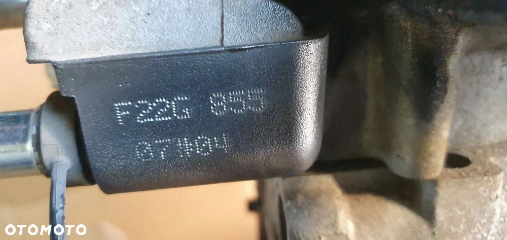 Silnik słupek blok silnika Toyota Aygo 1.0 1KR-B52 - 8
