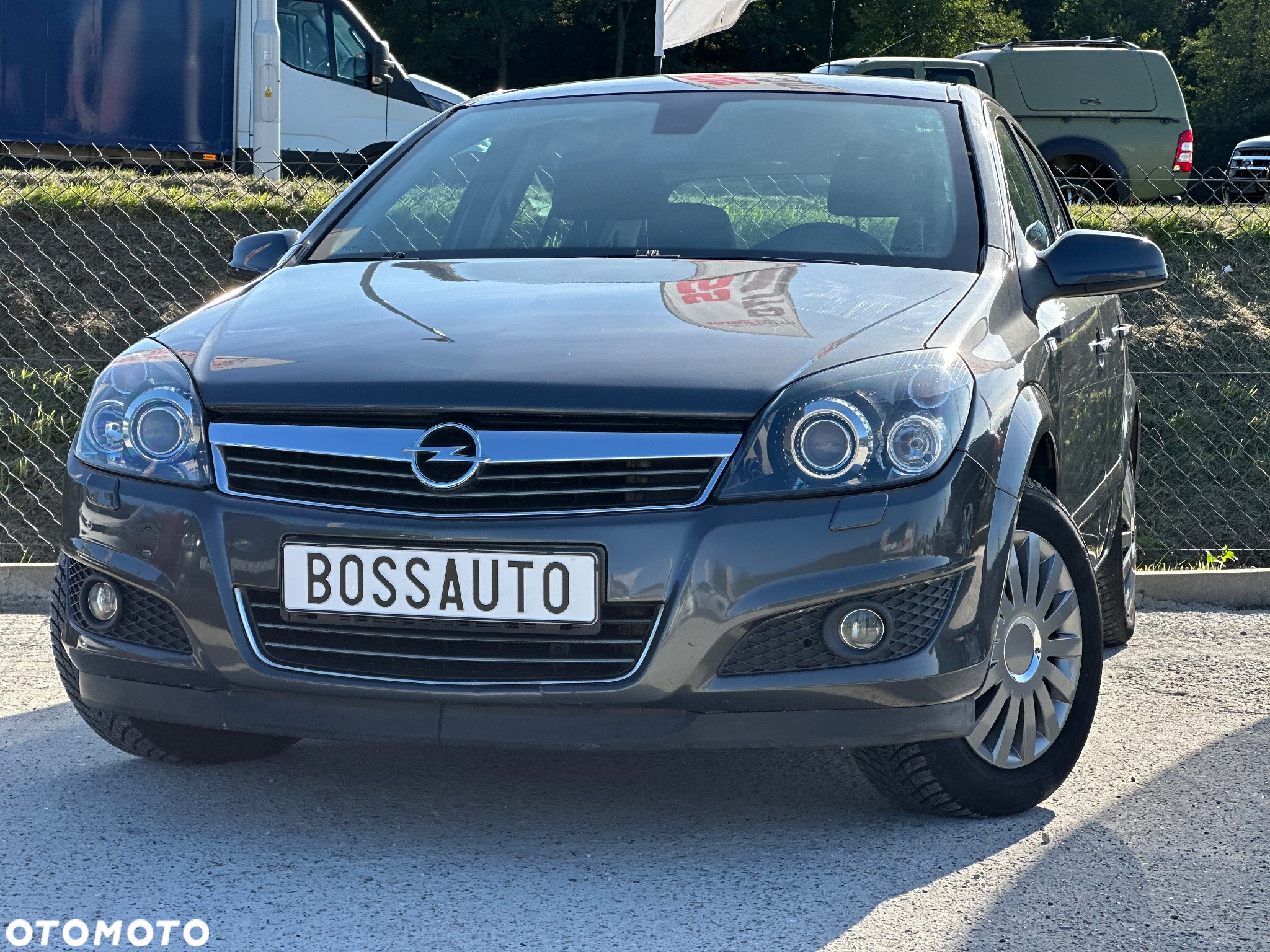 Opel Astra 1.6 - 13