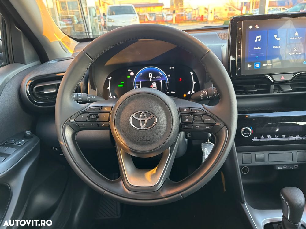 Toyota Yaris Cross 1.5 VVT-i HSD 4x2 Active - 13