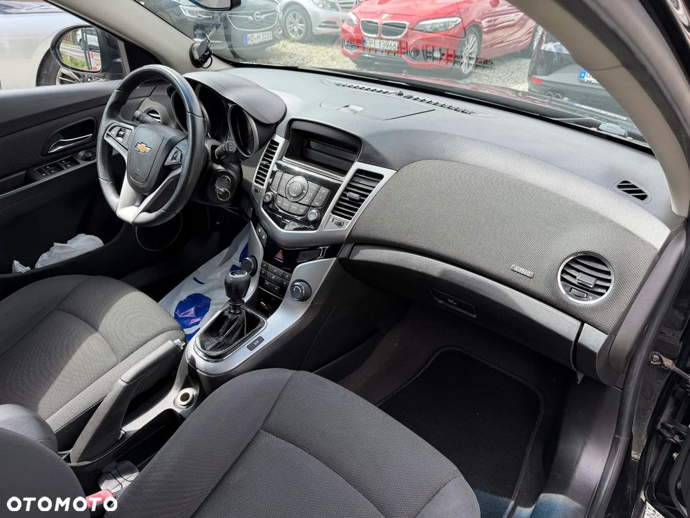Chevrolet Cruze 1.8 LT - 38