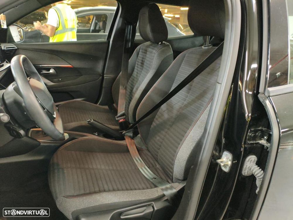 Peugeot 2008 1.2 PureTech Active Pack - 5