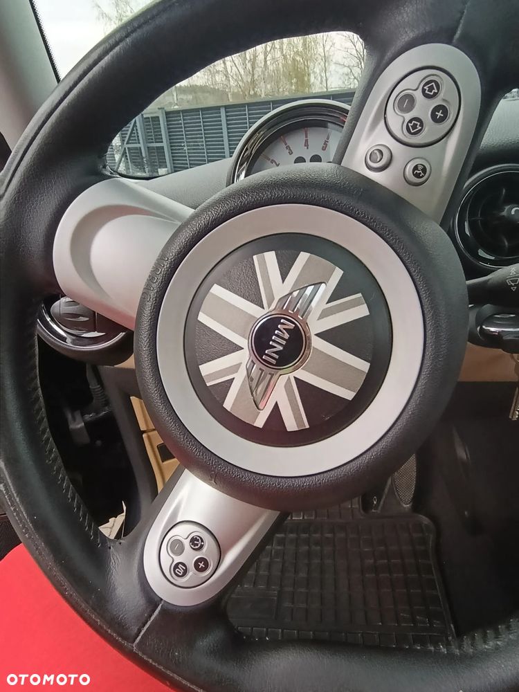 MINI Cooper Standard - 10