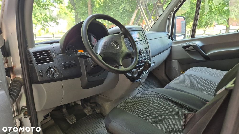 Mercedes-Benz SPRINTER - 6