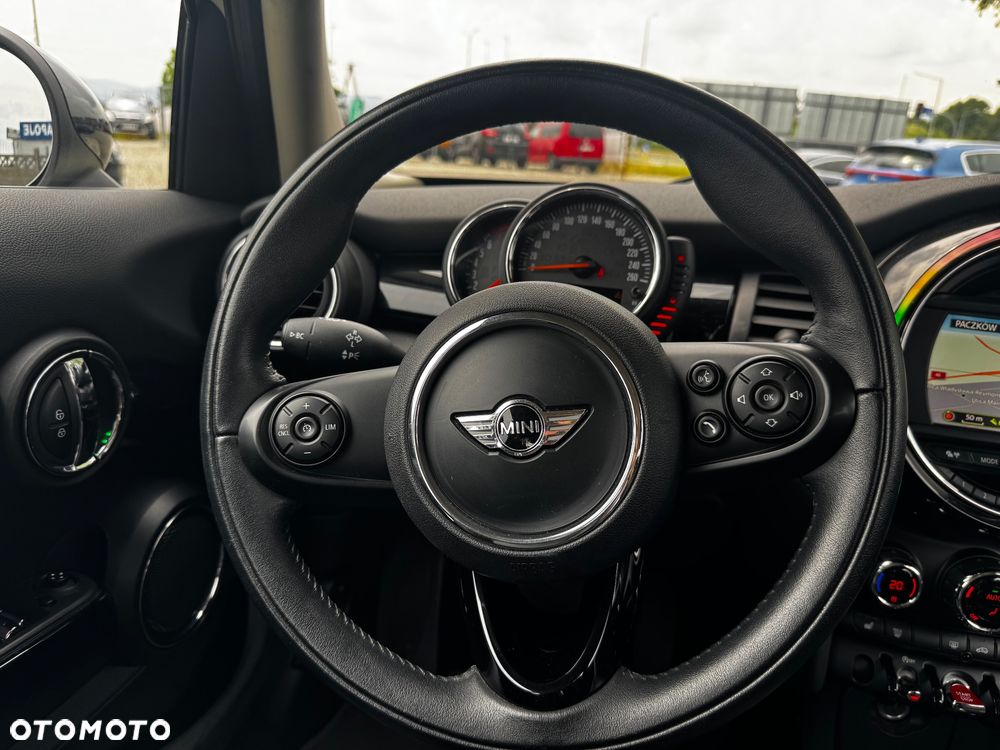 MINI Cooper - 16