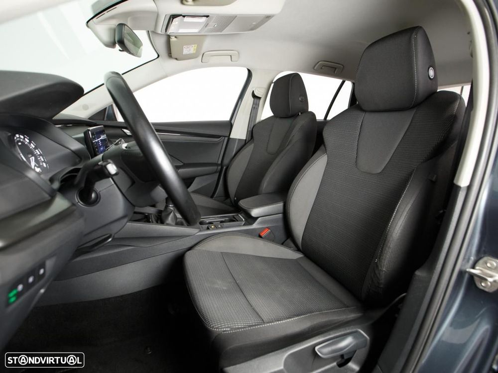 Skoda Octavia Break 2.0 TDI Ambition - 8