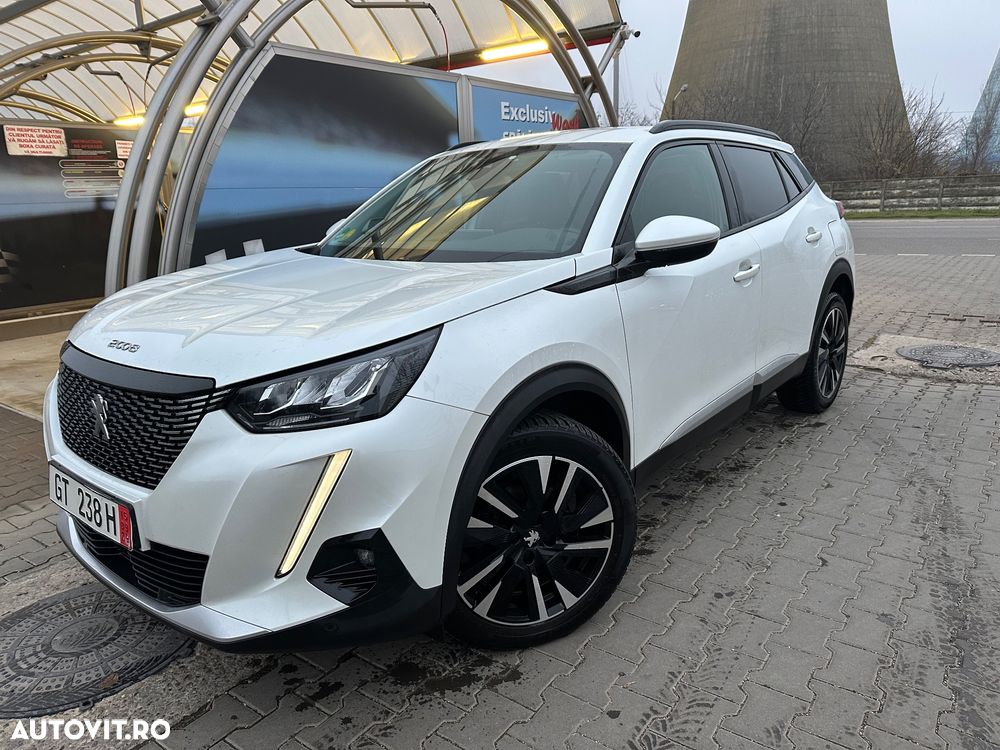 Peugeot 2008 BlueHDi 130 EAT8 GT Pack - 23