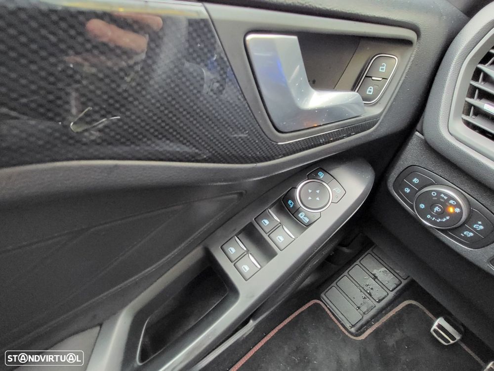 Ford Focus SW 1.0 EcoBoost MHEV ST-Line X - 21