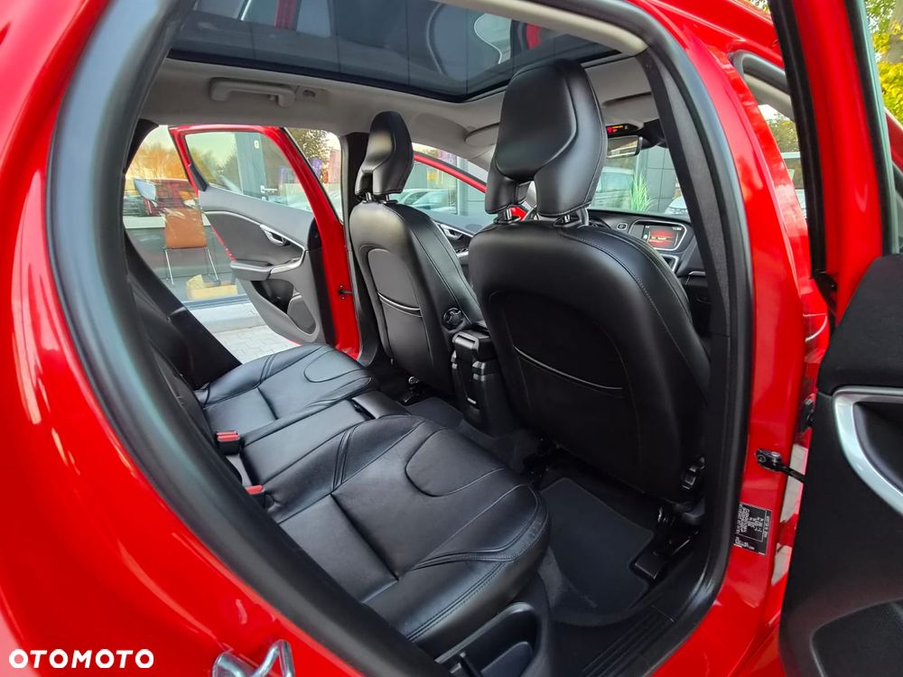 Volvo V40 D2 Kinetic - 30