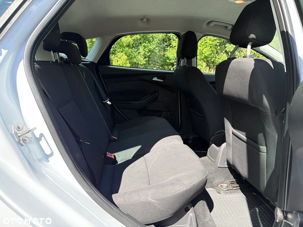 Ford Focus 1.5 TDCi Trend - 11