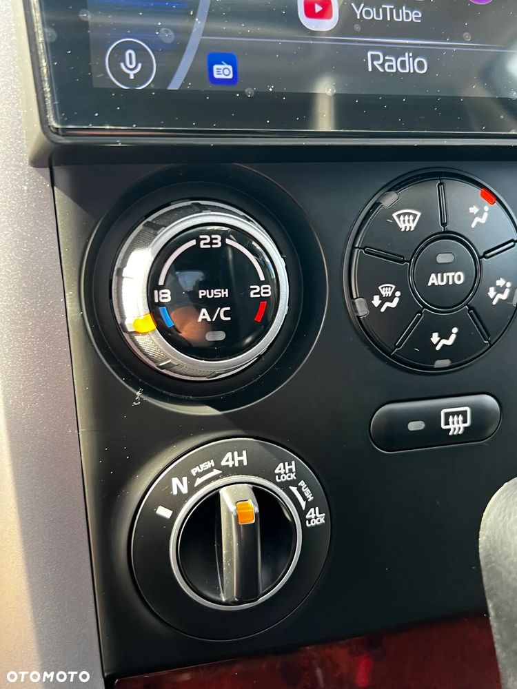 Suzuki Grand Vitara 2.0 De Luxe - 26