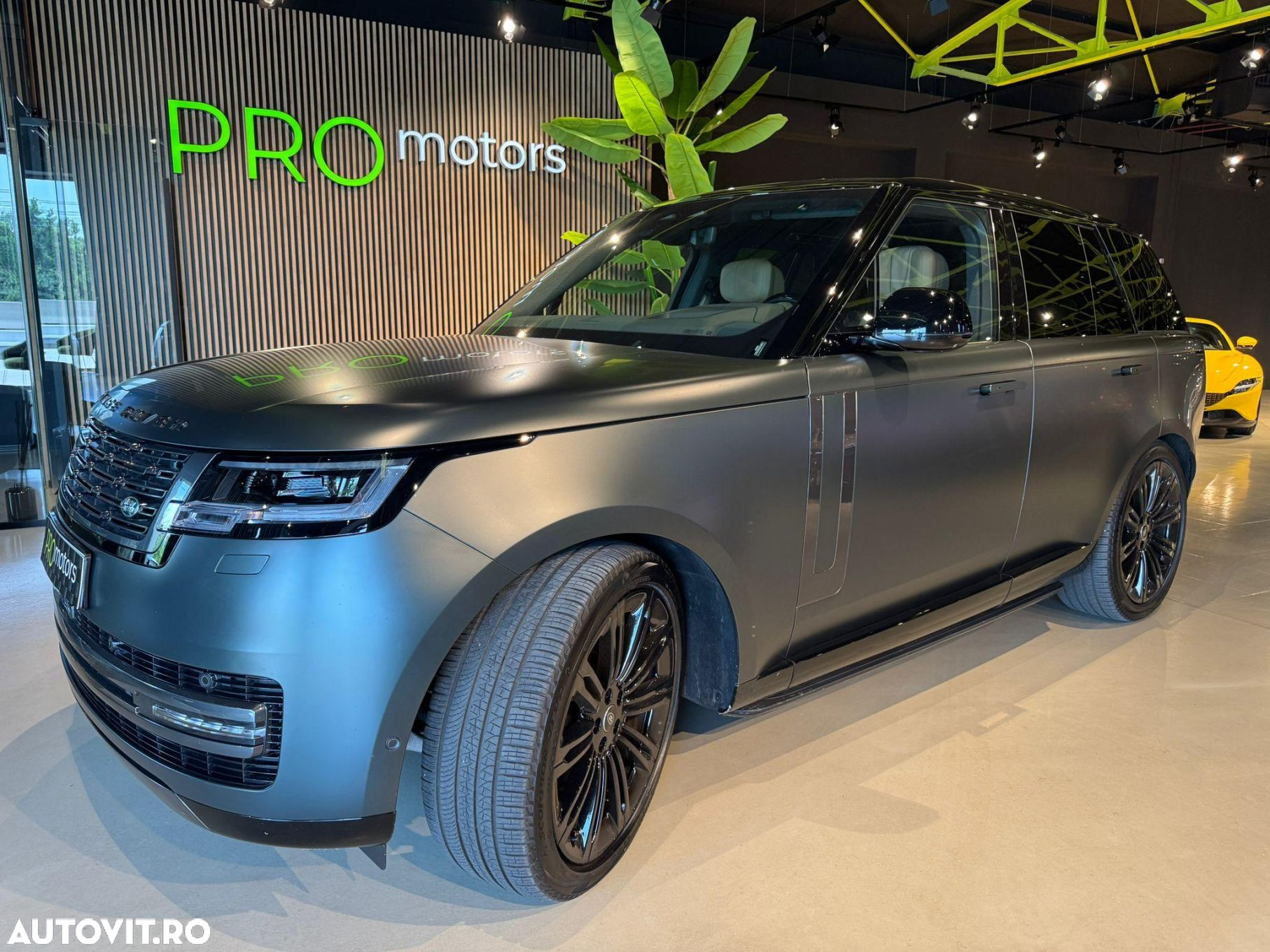 Land Rover Range Rover - 14