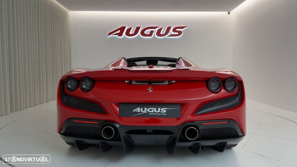Ferrari F8 Tributo Spider - 12