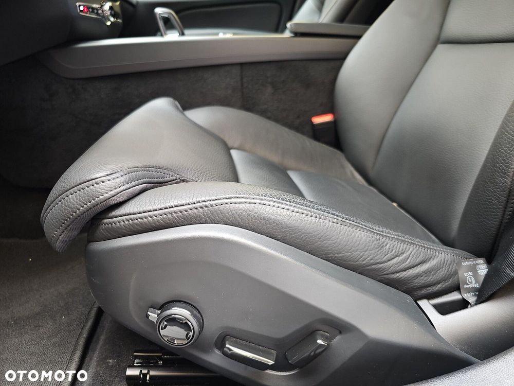 Volvo S60 B4 B Plus Dark - 13